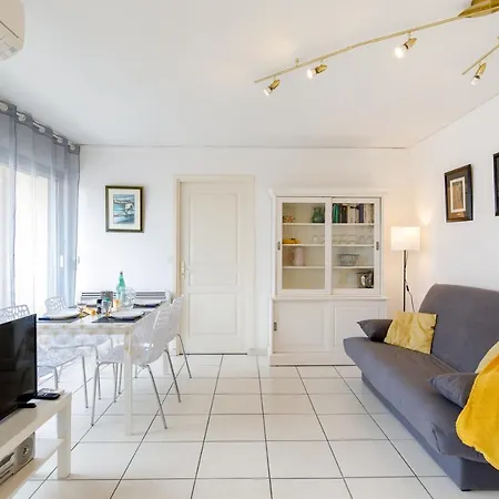 Magnolia Yourhosthelper Sainte-Maxime