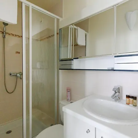 Magnolia Yourhosthelper Sainte-Maxime