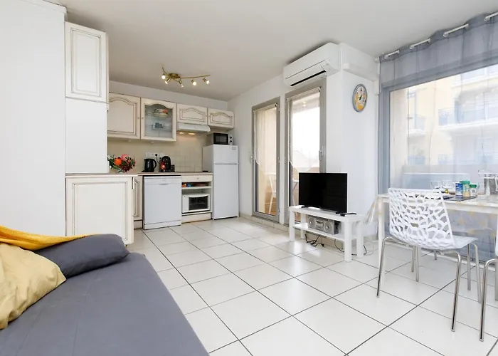 Magnolia Yourhosthelper * Sainte-Maxime